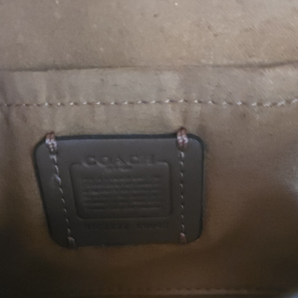 Coach Vibrant Orange Crossbody Bag with Gold Chain - Picture 6 of 6